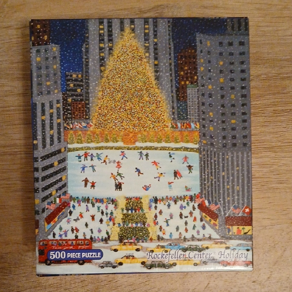 Rockefeller Center Holiday Puzzle - 500 Piece - Multicolor